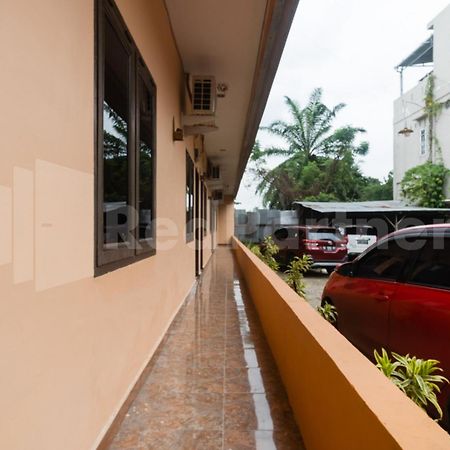 Teratai Guesthouse At Rs Adam Malik Medan Mitra Reddoorz ภายนอก รูปภาพ